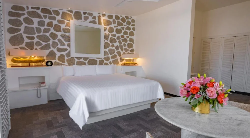 Private Pool Casita with King Bed at Las Brisas Acapulco