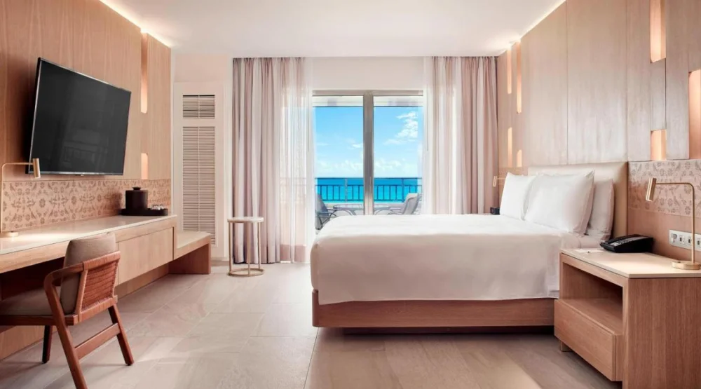 Jw Luxury Suite, Junior Suite, One King, Sofa Bed, Balcony at JW Marriott Cancun Resort & Spa