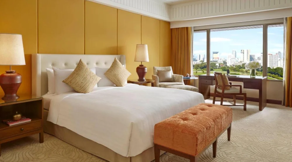 Deluxe Heritage Room at Anantara Siam Bangkok Hotel