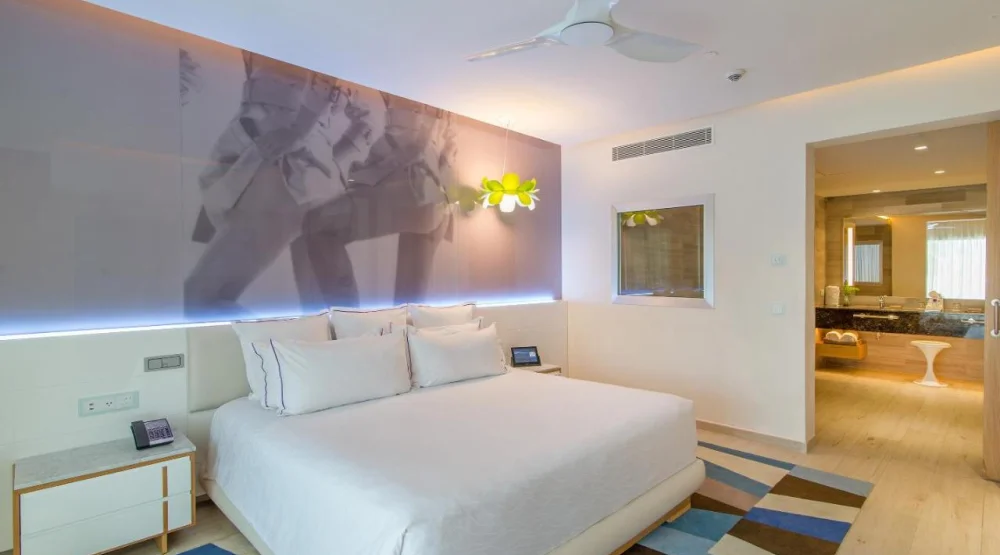 Xhale Club Master Suite Swim Up at Breathless Montego Bay Resort & Spa