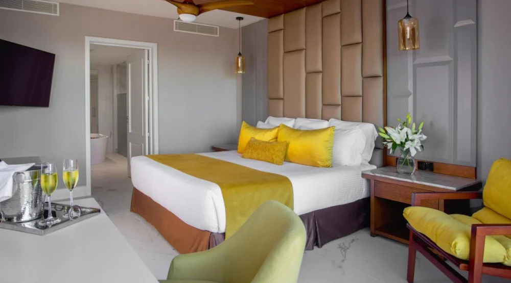 Preferred Club Master Suite Tropical View at Secrets Royal Beach Punta Cana