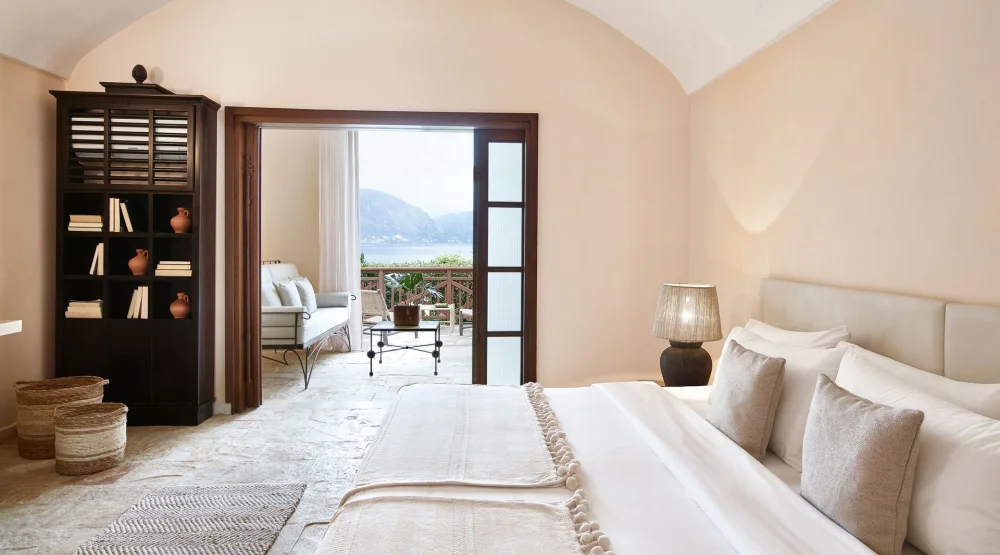 Paradiso Bungalow Suite Sea Side at Grecotel Lux Me Daphnila Bay Dassia