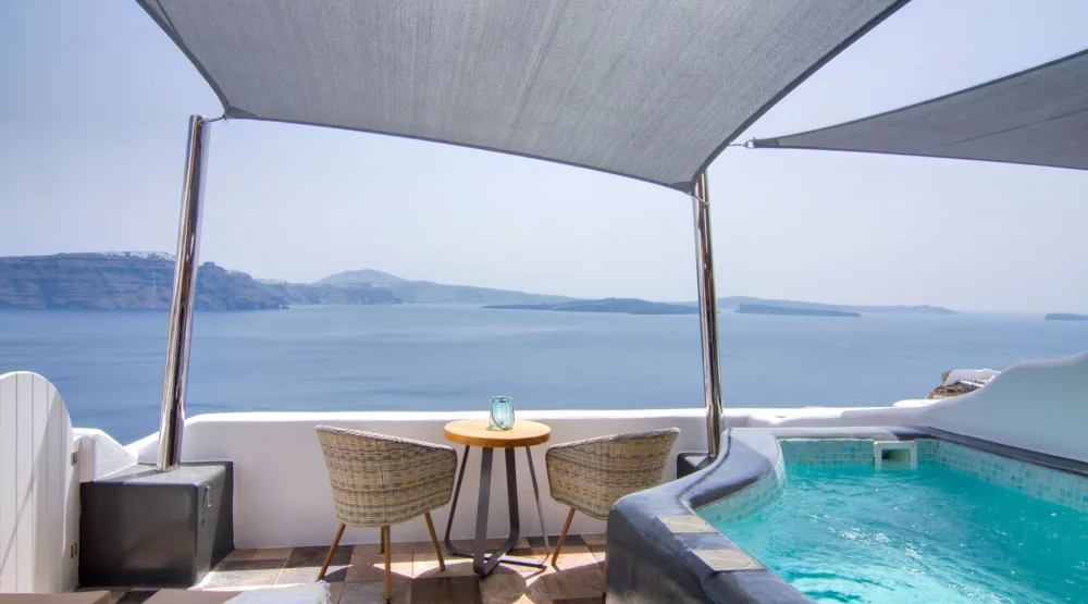 Grand Suite with Outdoor Hot Tub & Caldera View at Secret Legend Suites