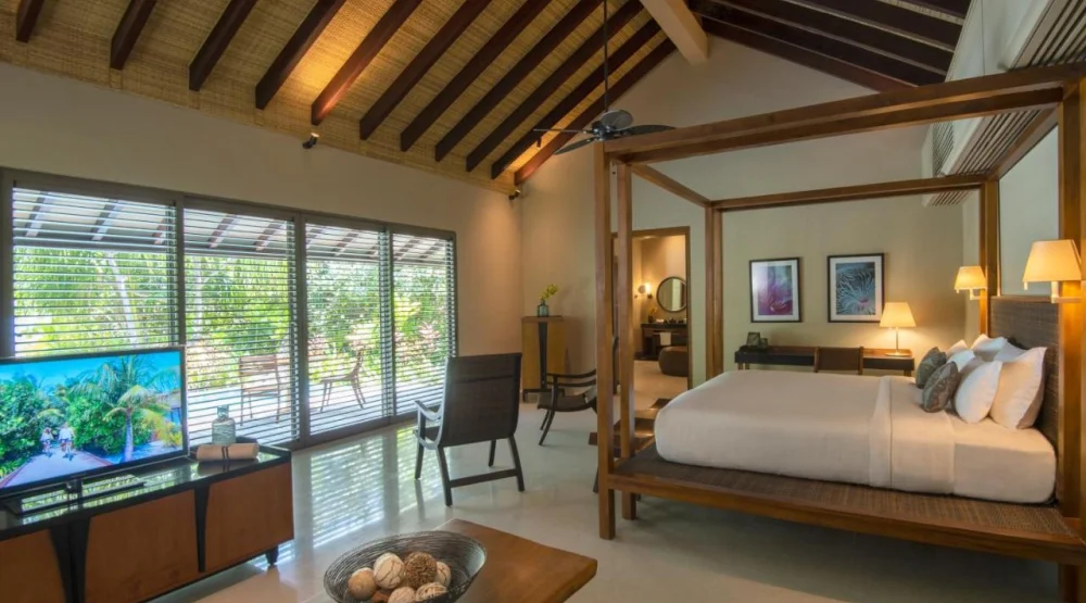 Deluxe Villa at The Residence Maldives At Dhigurah