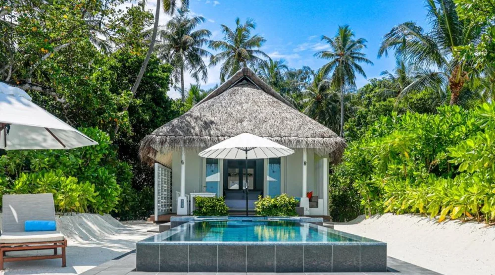 Beachfront Infinity Pool Villa at LUX* South Ari Atoll