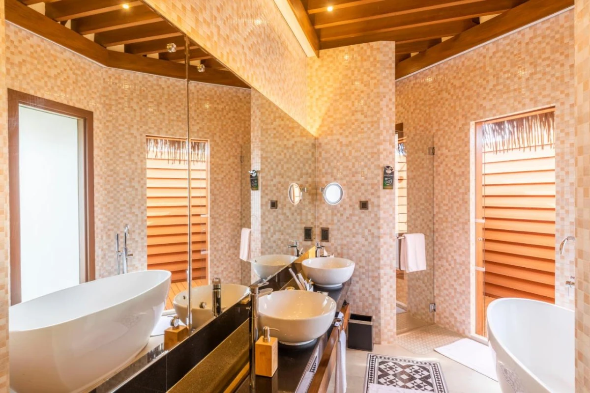 Mercure Maldives Kooddoo Resort - Hotel Photo 38