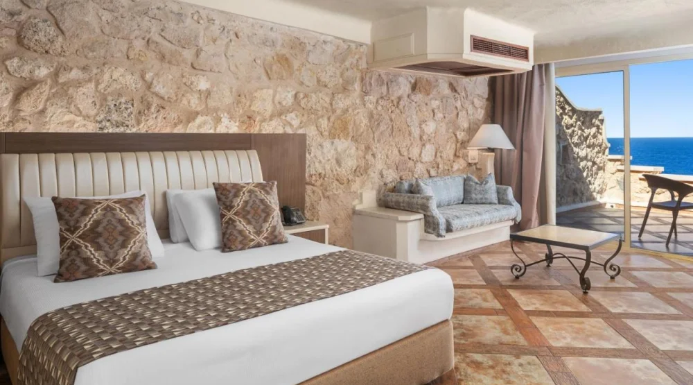 Standard Triple Room with Sea View at Pickalbatros Citadel Sahl Hasheesh