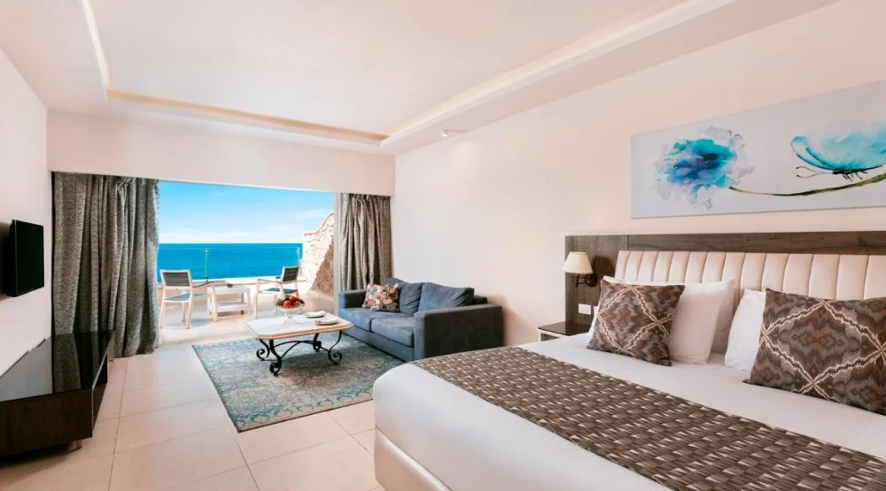 Superior Room Sea View (2 Adults+2 Children) at Pickalbatros Citadel Sahl Hasheesh