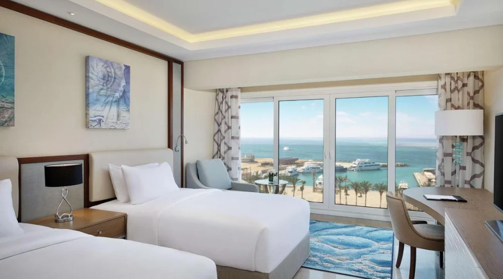 Deluxe Twin Room with Sea View at Hilton Hurghada Plaza