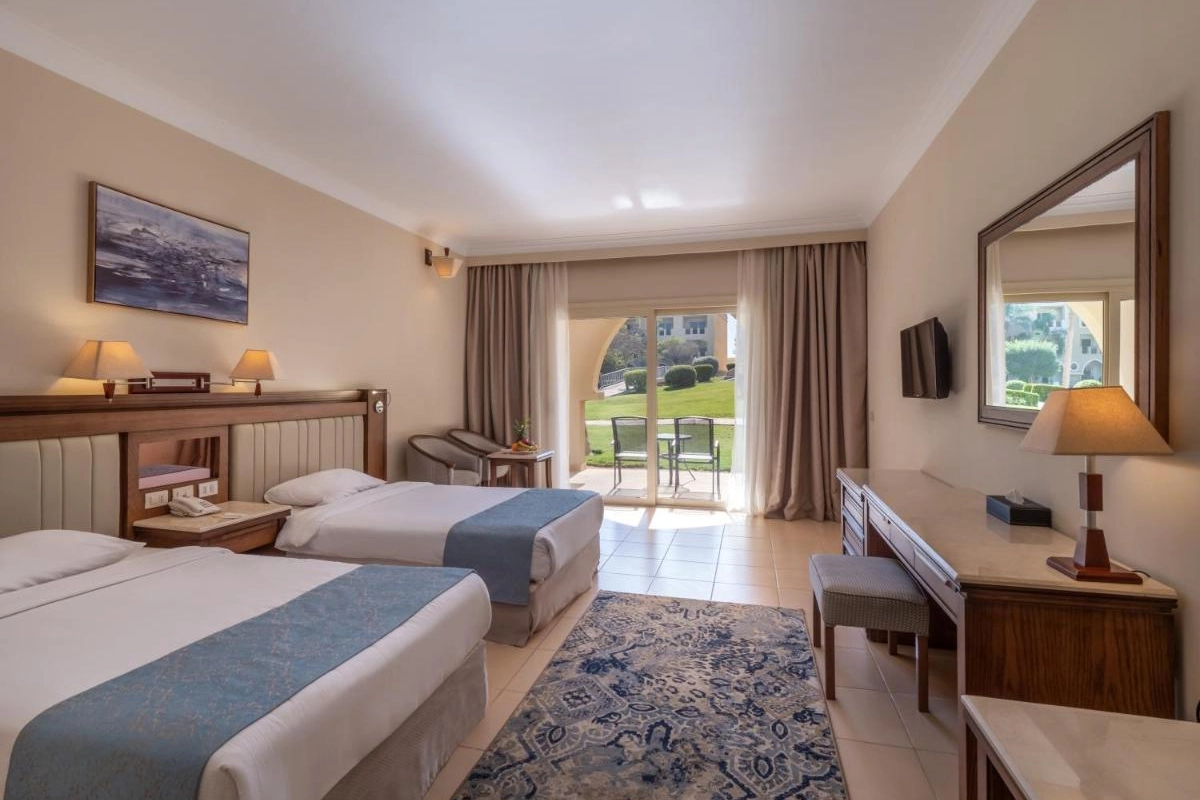 Serenity Alpha Beach - Hotel Photo 11