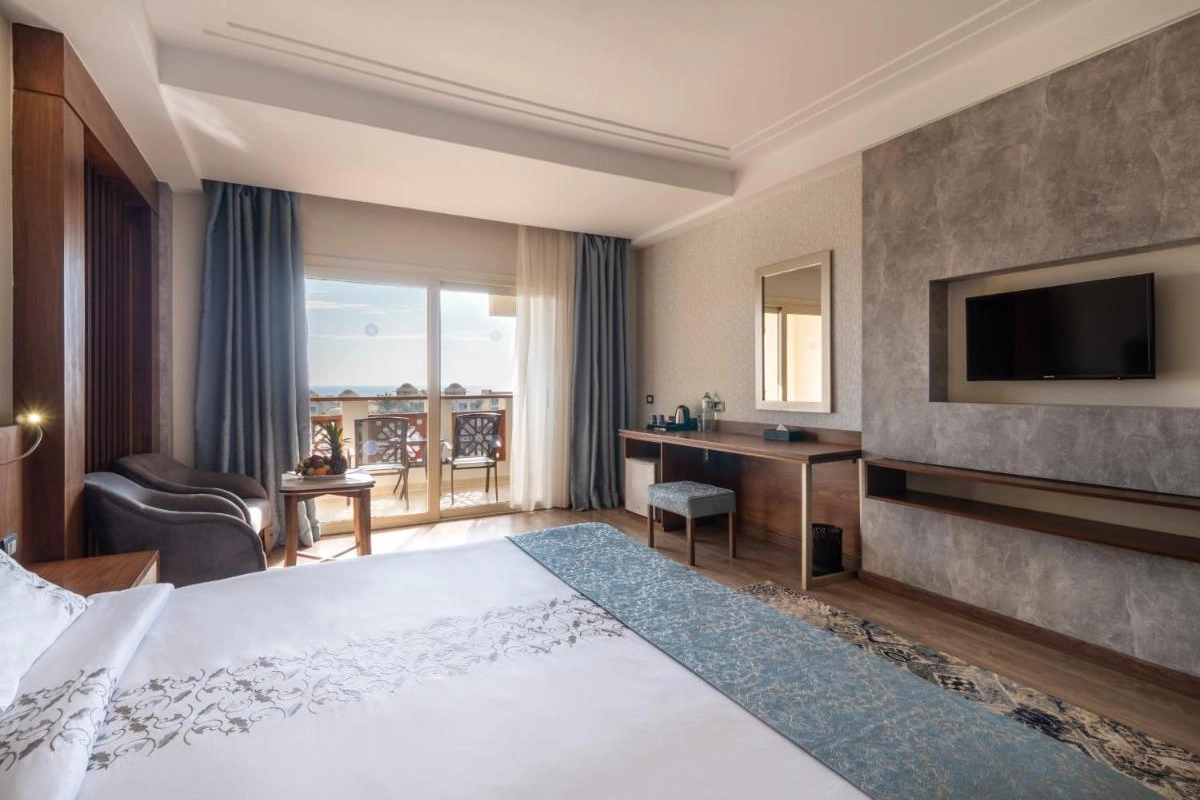 Serenity Alpha Beach - Hotel Photo 13