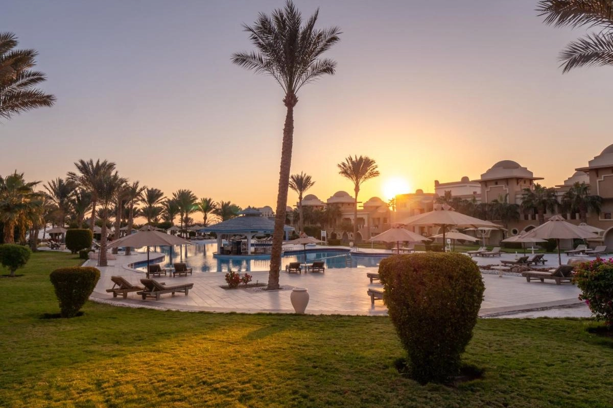 Serenity Alpha Beach - Hotel Photo 42