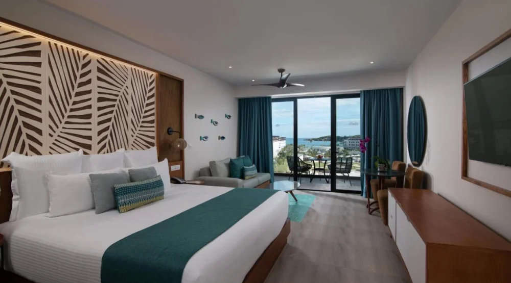 Preferred Club Junior Suite Ocean View King at Dreams Macao Beach Punta Cana