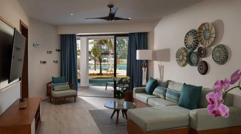 Preferred Club Master Suite Swim-out at Dreams Macao Beach Punta Cana