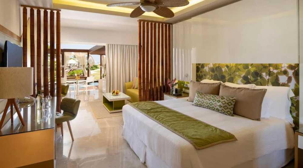 Preferred Club Junior Suite Private Pool Adults Only (+18) at Dreams Onyx Resort & Spa