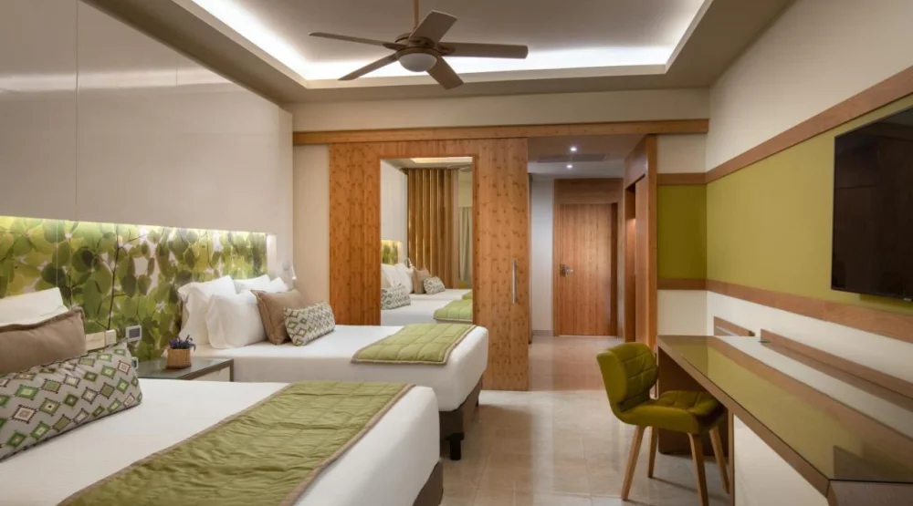 Preferred Club Junior Suite Partial Ocean View 2c at Dreams Onyx Resort & Spa