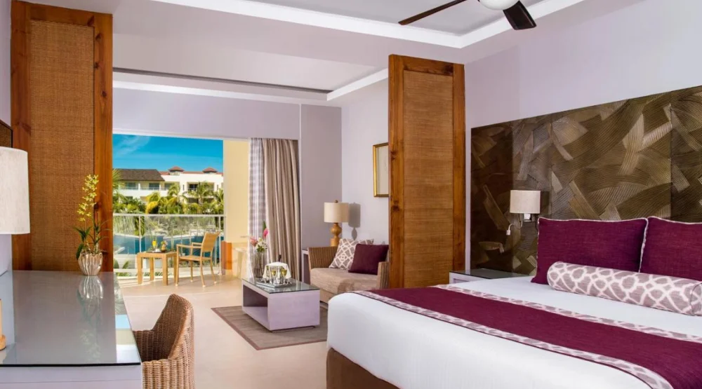 Deluxe Pool View King at Dreams Royal Beach Punta Cana