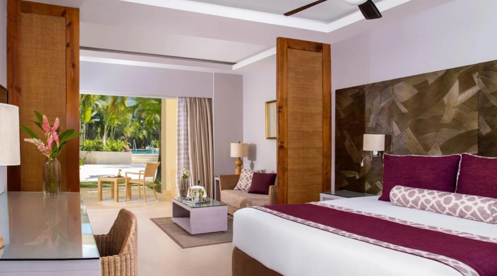 Deluxe Pool Terrace King at Dreams Royal Beach Punta Cana