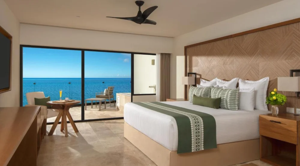 Master King Suite with Ocean Front View at Dreams Sapphire Resort & Spa