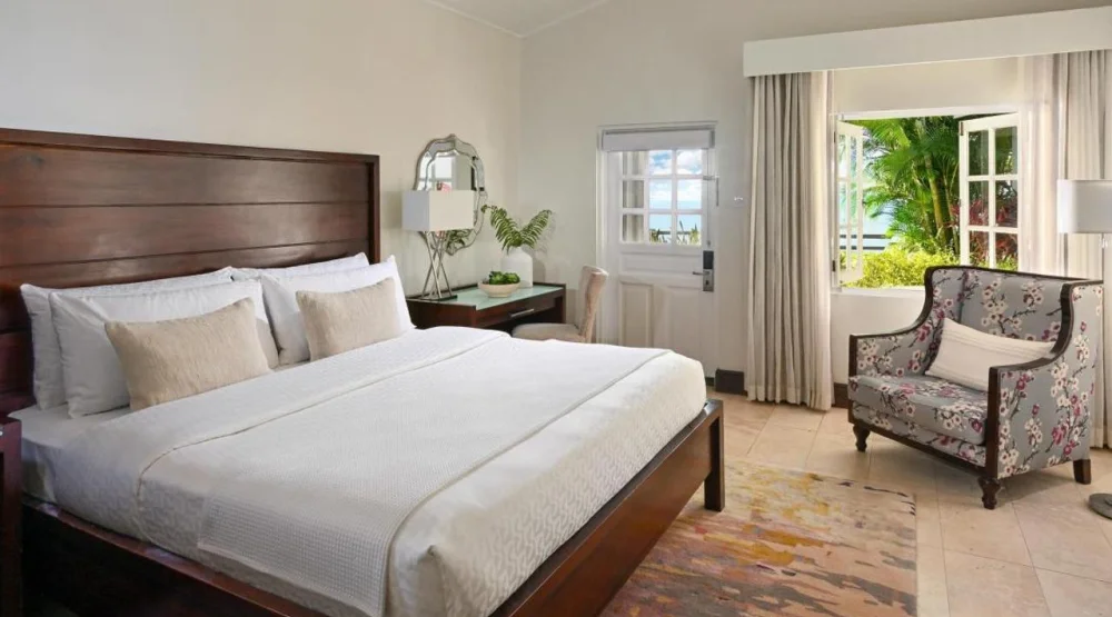 Beachfront Club Level Walkout Room with Patio Tranquility Soaking Tub at Sandals Halcyon Beach