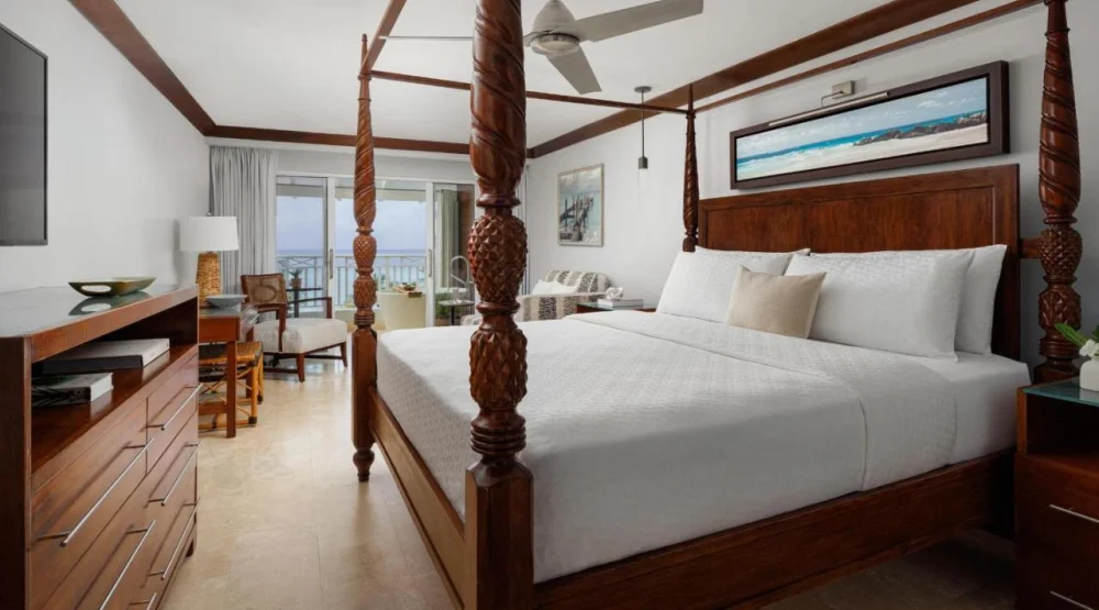 Beachfront Penthouse Club Level Suite with Balcony Tranquility Soaking Tub at Sandals Barbados