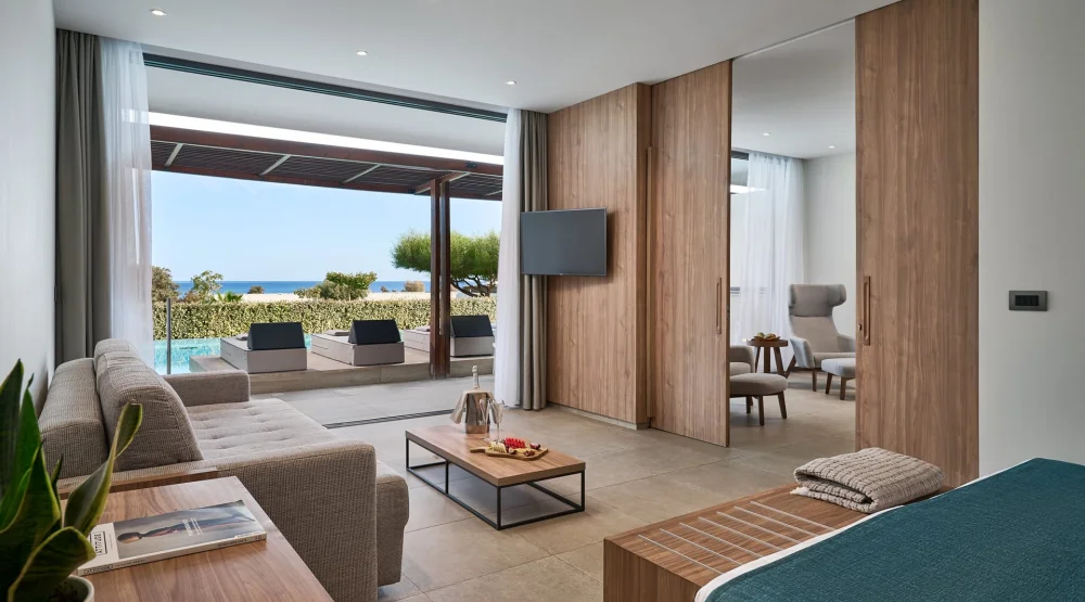 Two Bedroom Suite with Private Pool & Sea View at Gennadi Grand