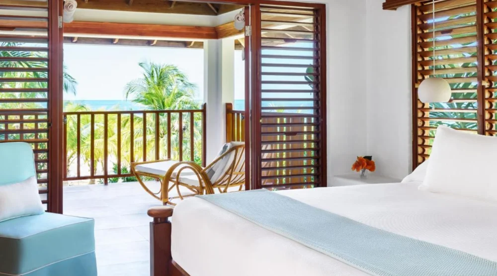 Beachfront Suite at Couples Swept Away