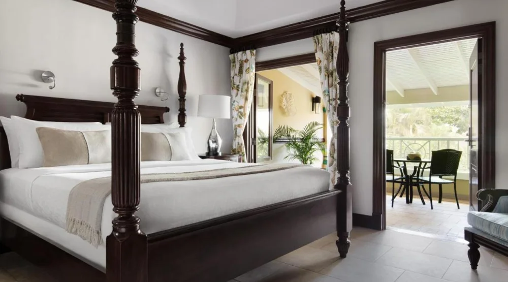 Crystal Lagoon Hnymn Oceanview Butler Suite at Sandals Royal Caribbean