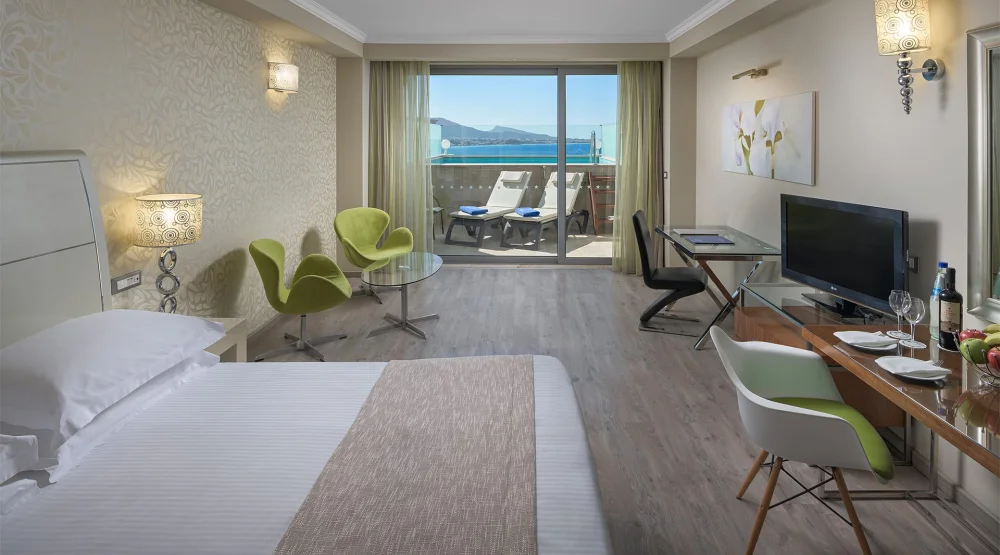 Executive Family Suite Sea View with Personal Pool Signature Collection at Atrium Platinum Luxury Resort Hotel & Spa