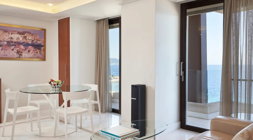 One Bedroom Suite at Bellevue On The Beach Suites