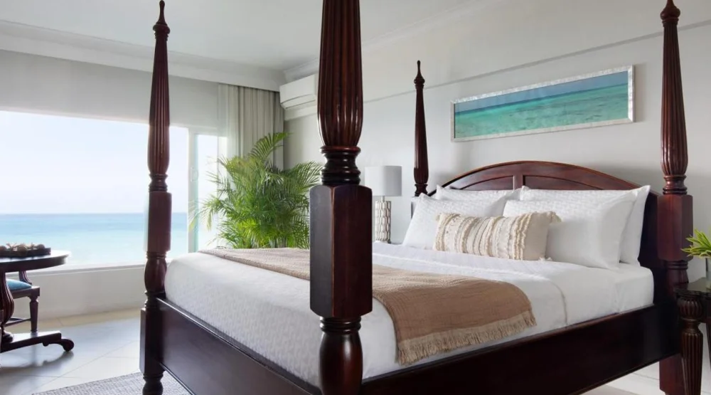 Riviera Beachfront Club Level at Sandals Ochi