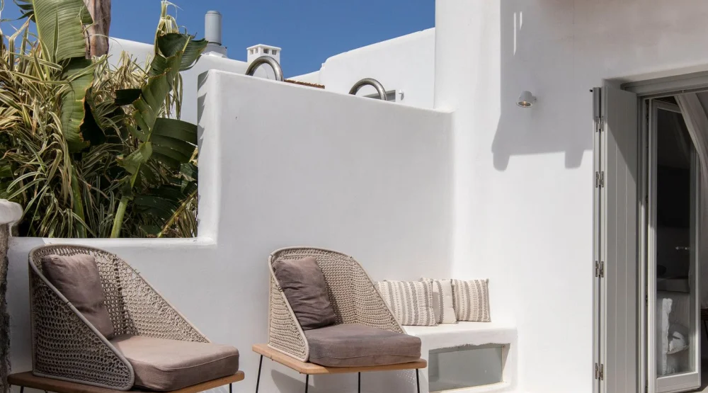 Design Maisonette Jacuzzi at Adorno Beach Hotel & Suites