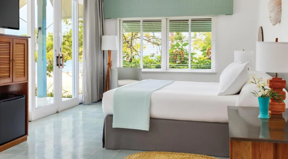 Deluxe Beachfront Room at Couples Negril