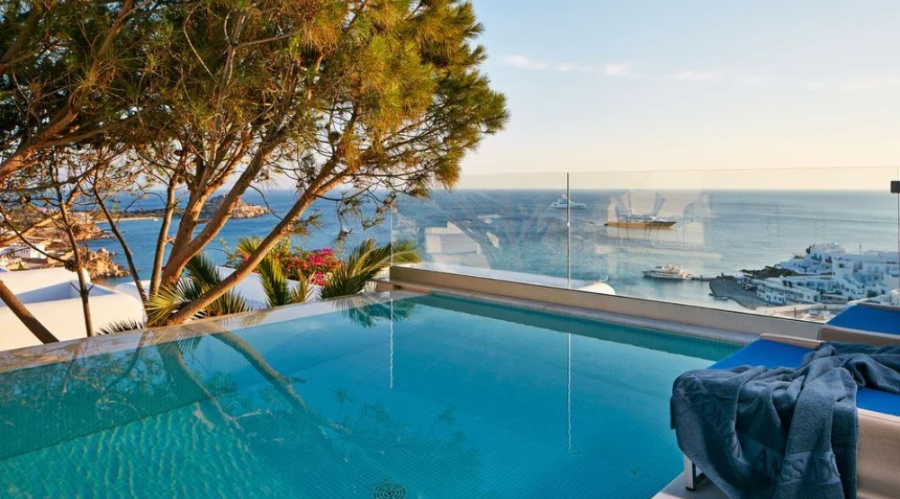 True Blue with Private Pool & Sea View at Myconian Ambassador Relais & Chateaux Hotel