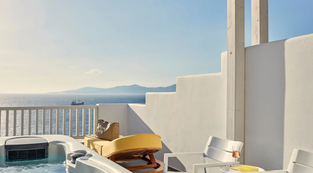 Phos Superior Room with Sea View & Outdoor Jacuzzi at Myconian Korali Relais & Chateaux Hotel