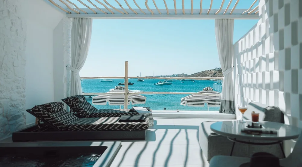 Honeymoon Suite with Hot Tub and Sea View at Mykonos Blanc Hotel