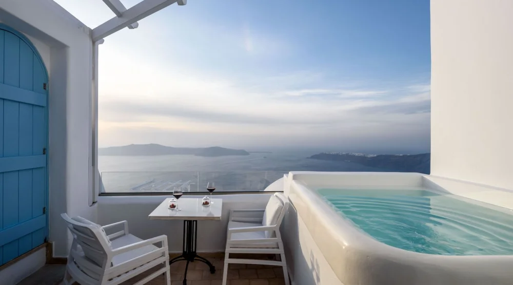 Harmony | Outdoor Jacuzzi Suite at Above Blue Suites