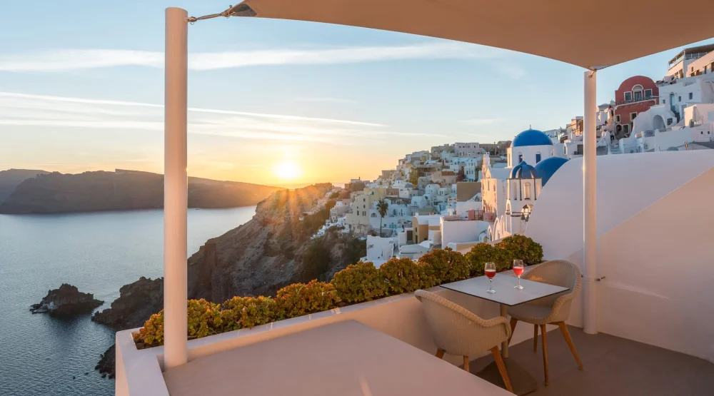 Petit Honeymoon Suite at Aspaki Exclusive Hotel