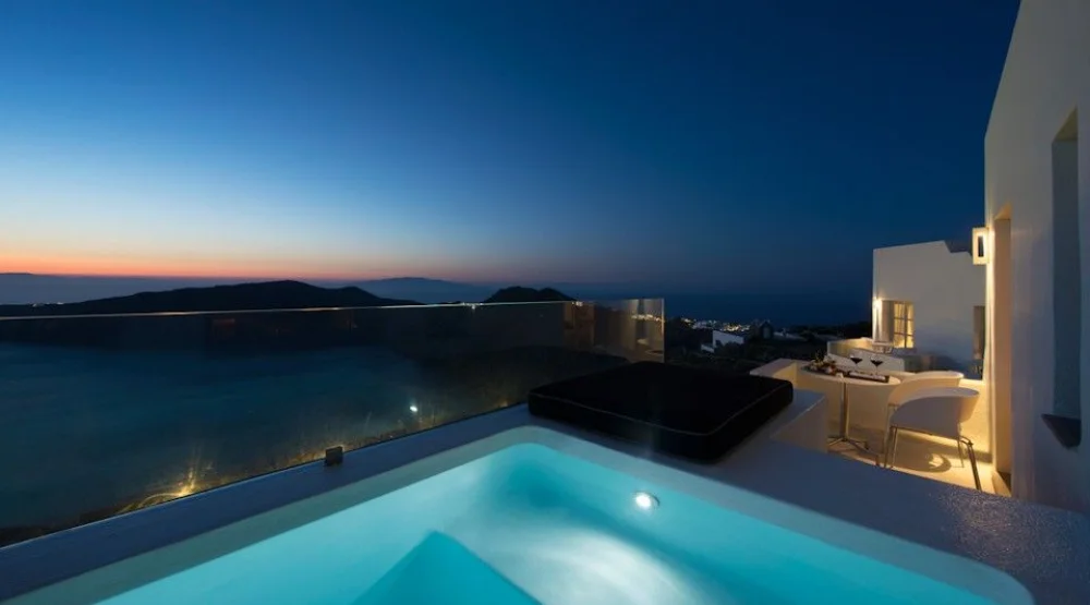 Avaton Suite with Outdoor Heated Whirlpool and Caldera and Sunset View at Avaton Resort & Spa