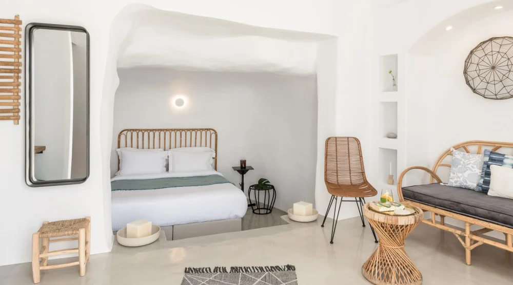 Junior Suite Jacuzzi Sea View at Cocoon Suites