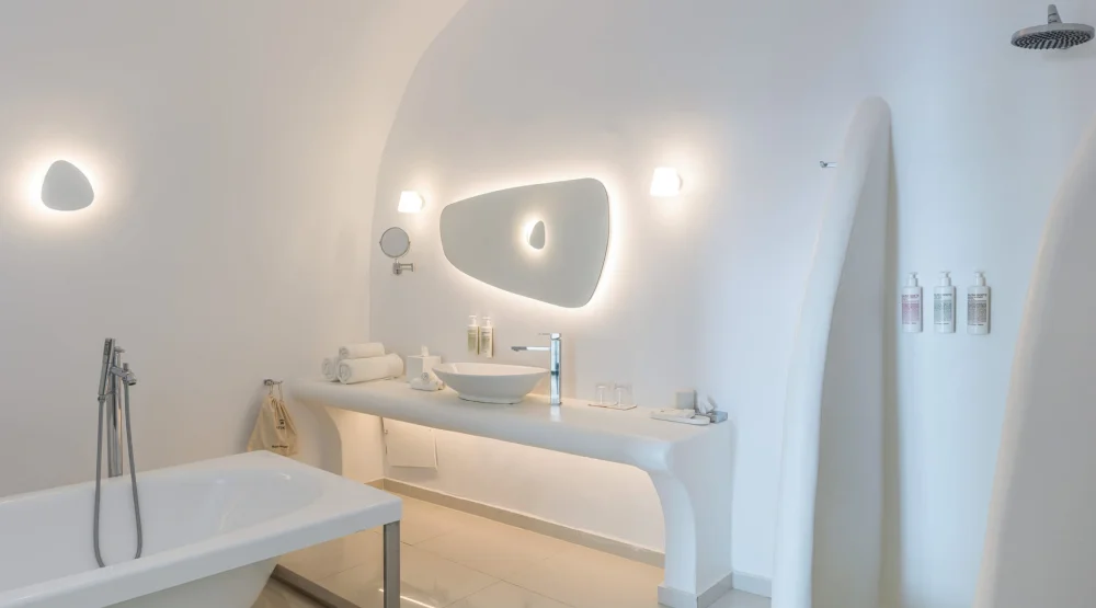 Honeymoon Jetted Tub Suite at Katikies Chromata Santorini