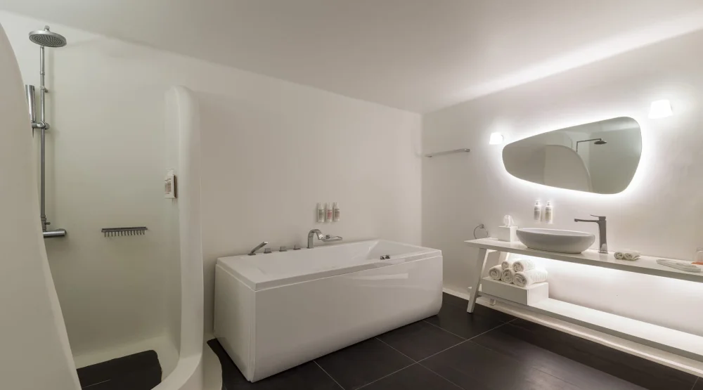 Chromata Infinity Pool Suite at Katikies Chromata Santorini