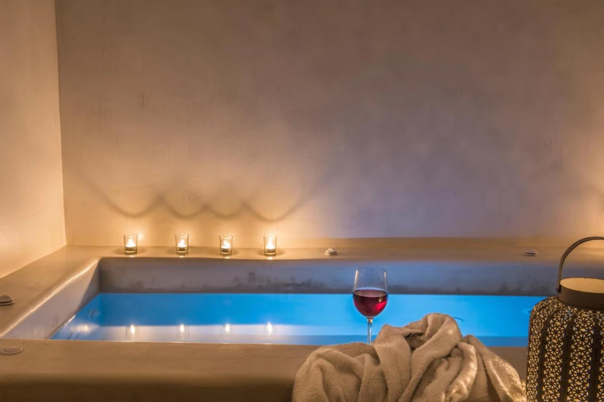 On The Rocks Hotel - Hotel Photo 29