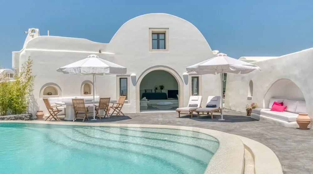 Perivolas Floating Villa at Perivolas