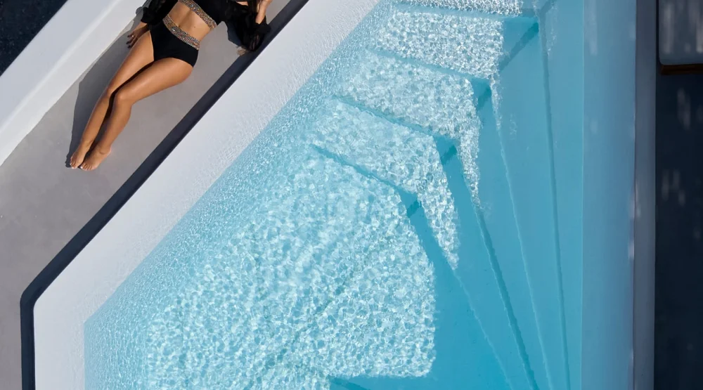 The Diamond Suite with Diamond Infinity Heated Pool - Caldera Sea View at Phos The Boutique