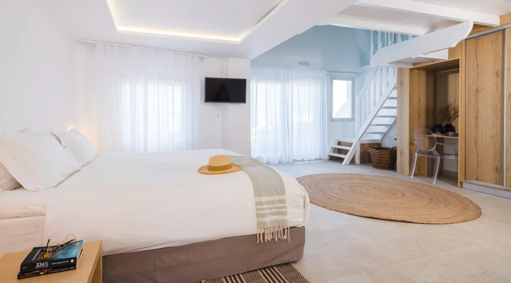 Rocabella Suite Caldera View with Outdoor Mini Plunge Pool Quadruple at Rocabella Santorini Hotel & Spa