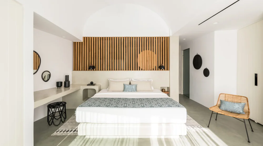 Pure Suite with Pool Or Jacuzzi at Santo Pure Oia Suite & Villas