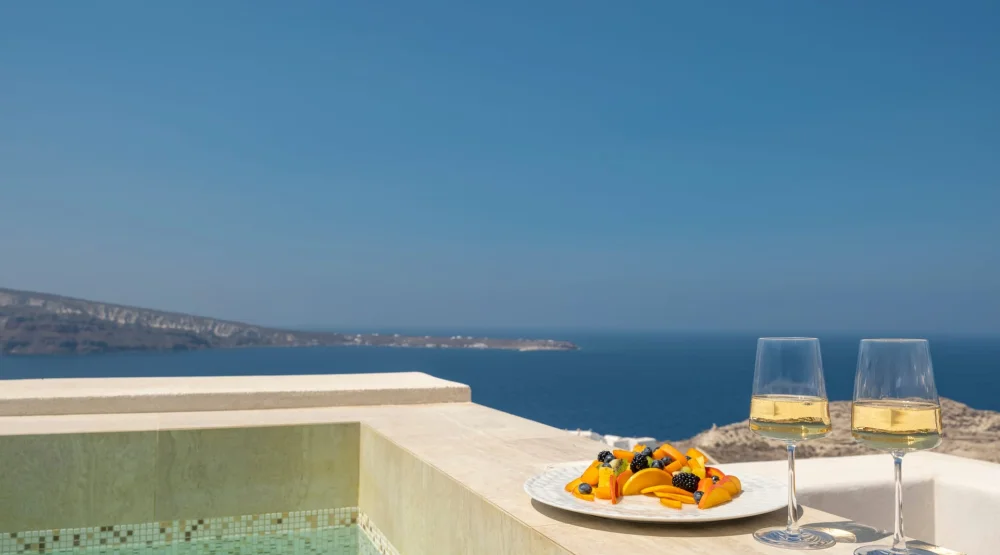 Sunset & Sea View Suite with Pool & Jacuzzi at Santo Pure Oia Suite & Villas