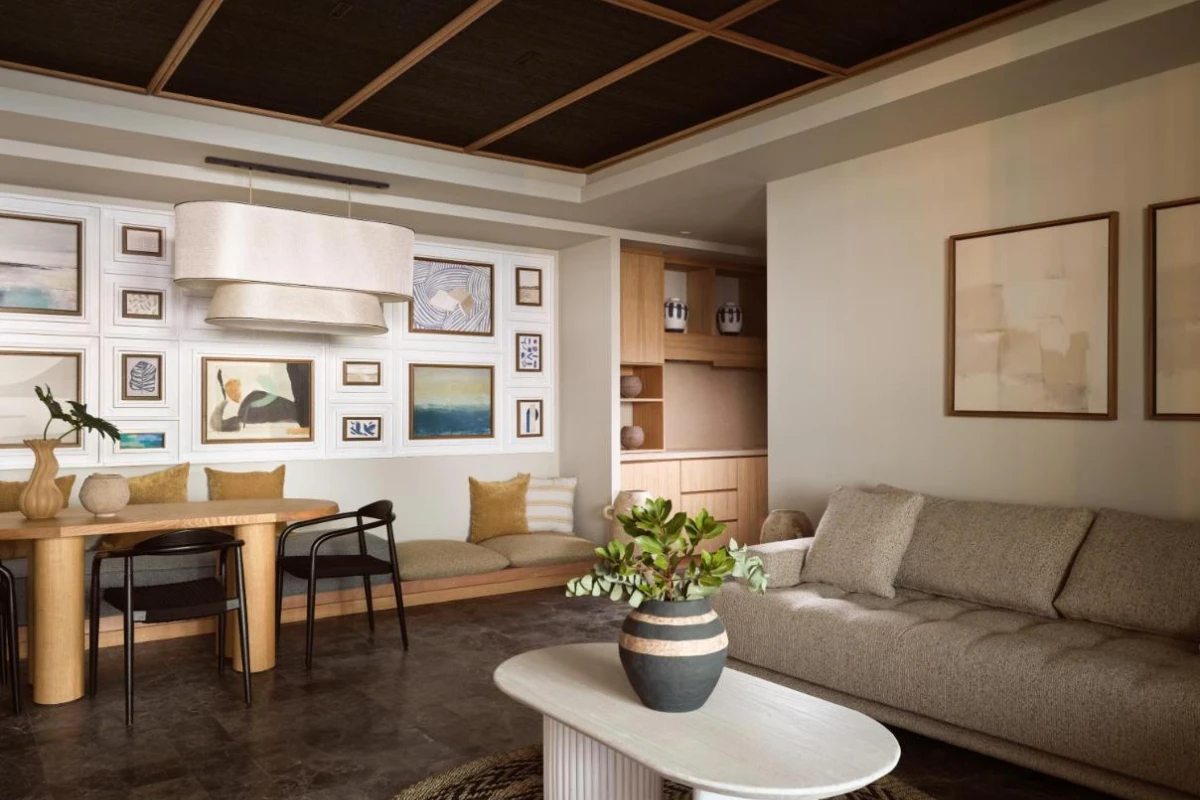 The Royal Blue Luxury Beach Resort - Hotel Photo 14