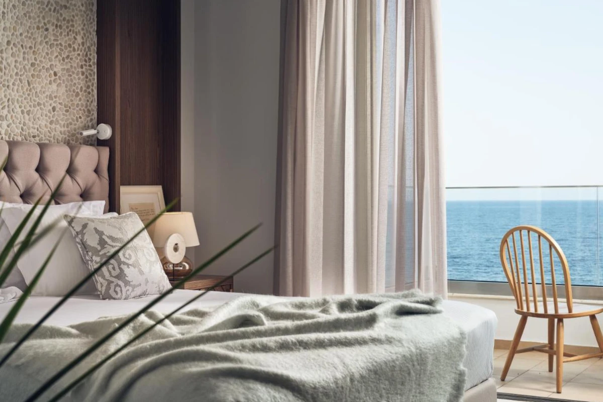 The Royal Blue Luxury Beach Resort - Hotel Photo 26